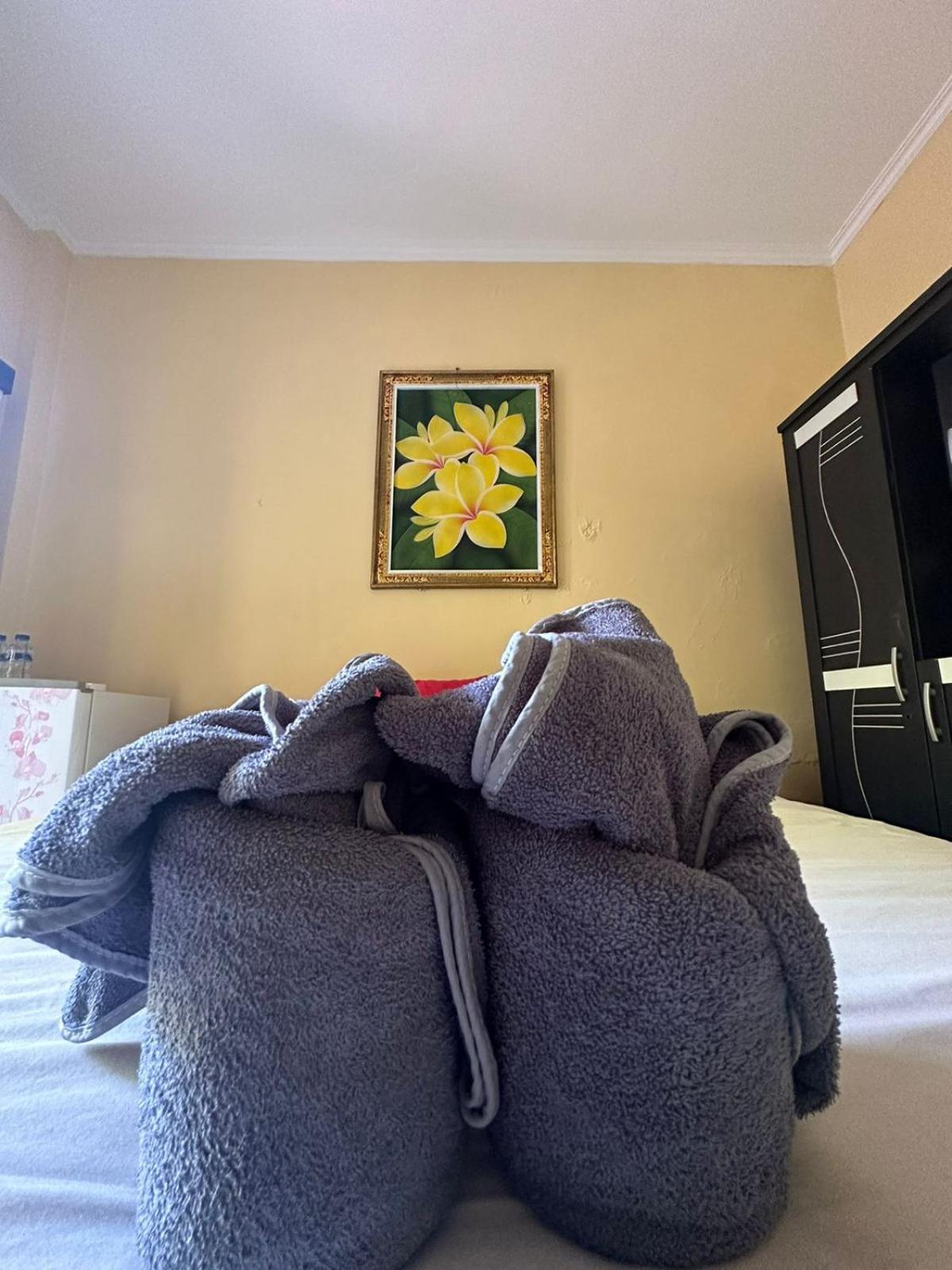 Sari Buana Bed & Breakfast Kuta  Exterior photo
